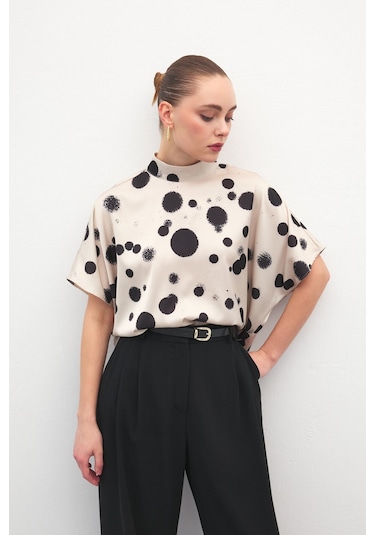 Sateen Yarasa Kol Salaş Bluz - Puanlı Bej-136722 Bej