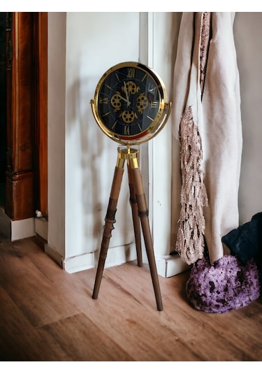Çarklı Gold Metal 3d Ahşap Ayaklı Seyyar Ofis Salon Otel Saati Altın