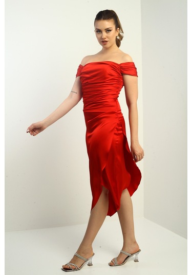 Kadın Madonna Yaka Drapeli Asimetrik Saten Kısa Elbise Kırmızı