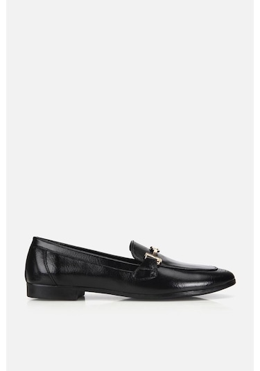 Yaya Kadın Siyah Rugan Gold Tokalı Loafer