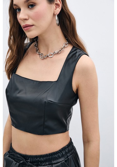 Kare Yaka Deri Crop - Siyah-135667 Siyah