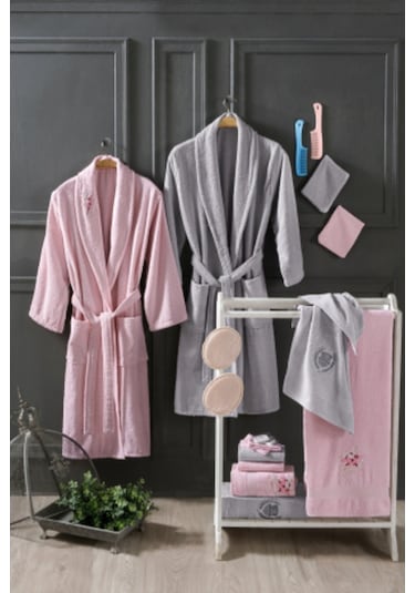 Güvenal Asya 16 Parça Kutulu Çeyizlik Aile Bornoz Seti