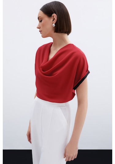 Sateen Kollar Taş Detaylı Salaş Bluz - Kırmızı-135980 Kırmızı