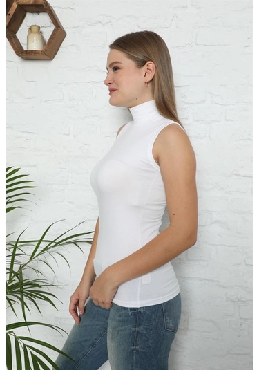 Giyim Bayan Sıfır Kol Yarım Balıkçı Yaka Body Beyaz Beyaz