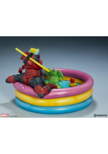 Sideshow Collectibles Kidpool Premium Format Figure