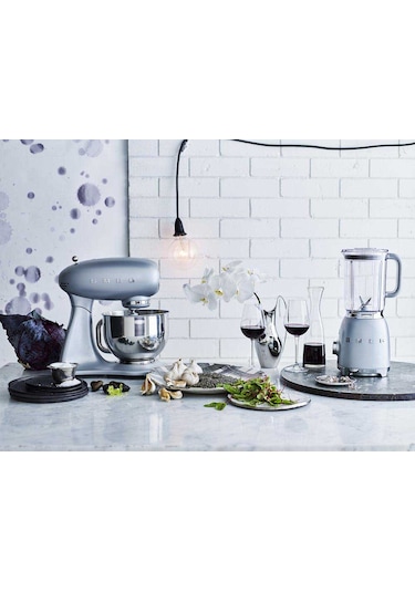 Smeg SMF02 800 W Stand Mikser Gümüş