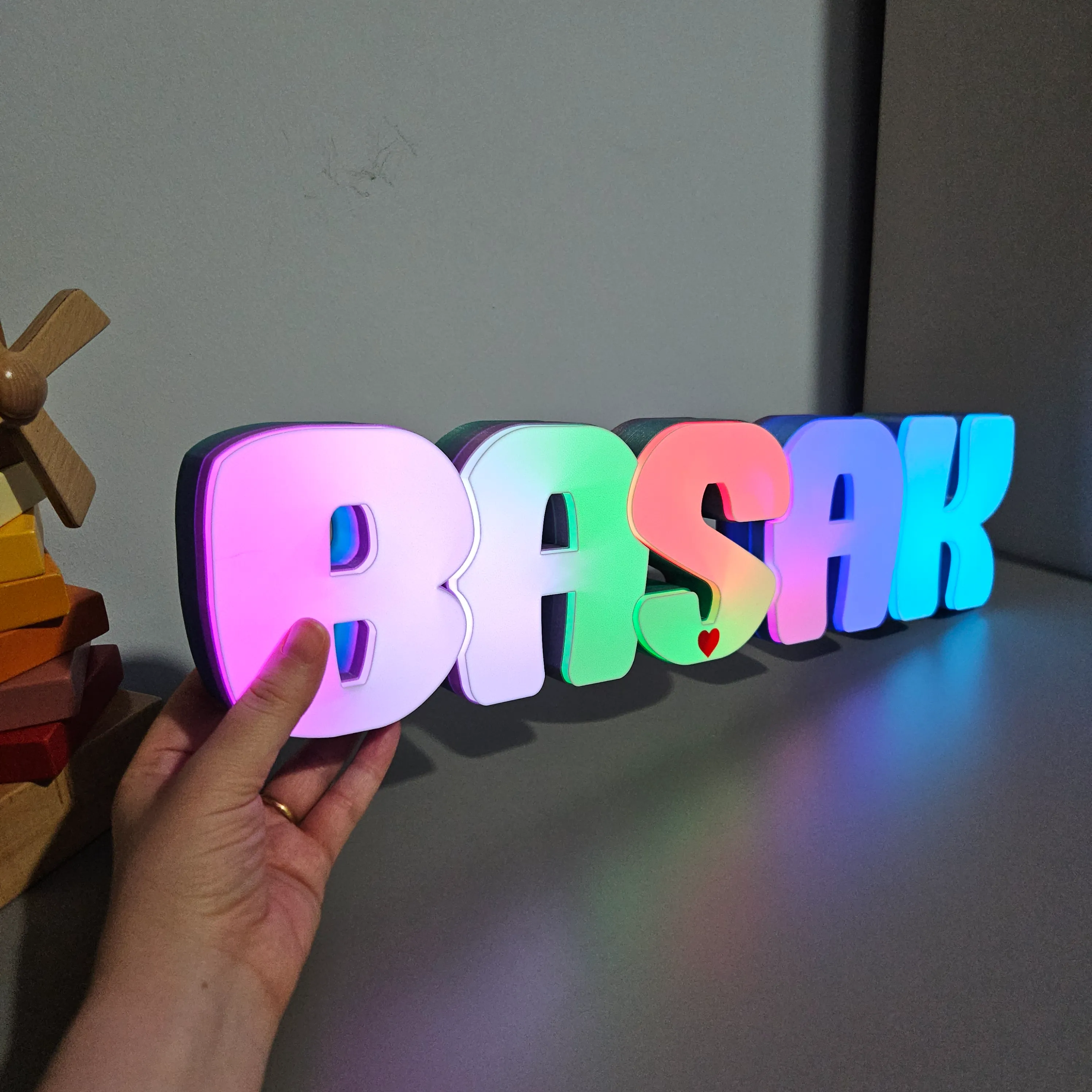 Argb Led Li Dekoratif İsim Kutusu Kişiye Özel 5 Harf