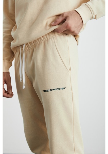 Marshall Erkek Pamuklu Içi Polarlı Nakışlı Relaxed Vanilya Eşofman Takımı