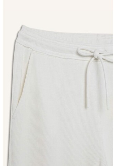 DeFacto Regular Fit Eşofman Altı Beli Bağcıklı Cep Detaylı Düz Paça D9701AX25SPER223