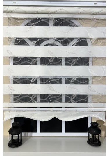 Storburada Zebra Stor Nakışlı Ekru Etek Dilimli St 123 Ekru