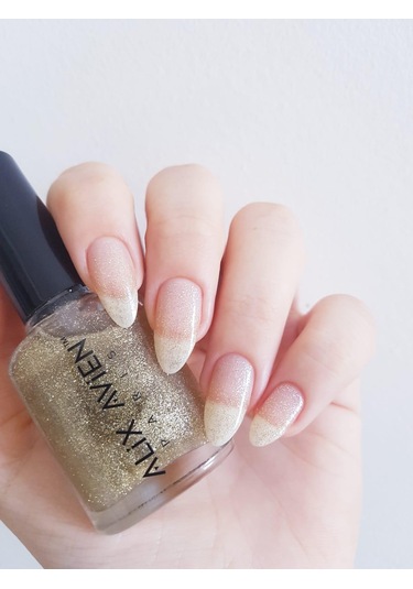 Alix Avien Simli Gold Oje 37Yüksek Pigmentli Uzun Süreli Kalıcılık Hızlı Kuruma Nail Lacquer 37