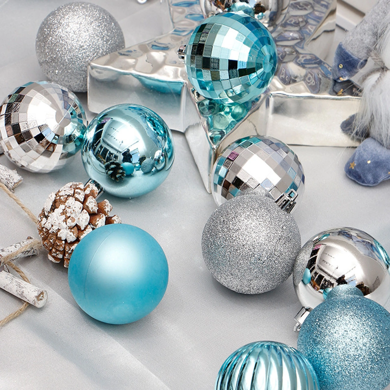 Hombey 4cm Mavi Noel Topları Seti - 34 Adet Polistiren Ağaç Dekorasyonu