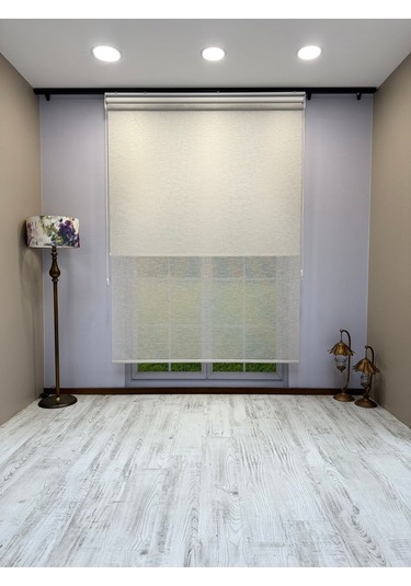 Çift Mekanizmalı Açık Gri Çizgili Desenli Tül Ve Beyaz Mat Stor Perde Gri