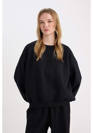 DeFacto Coool Oversize Geniş Kalıp Bisiklet Yaka Basic Düz Kalın Kumaş İçi Yumuşak Tüylü Sweatshirt D9022AXNSBK81 Siyah