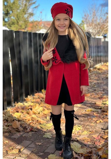 Riccotarz Kız Çocuk Yakası Kürk Ve Yonca Detaylı Etekli Kırmızı Kaşe Kırmızı