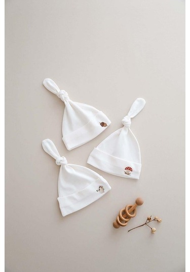 3lü Yenidoğan Nakışlı Şapka Model 1 Beyaz