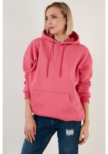 Lela Regular Fit Pamuklu Kapüşonlu Yaka Şardonlu Kışlık Bayan Sweat 5863854 Fuşya Lela Regular Fit Pamuklu Kapüşonlu Yaka Şardonlu Kışlık Bayan Sweat 5863854 Fuşya