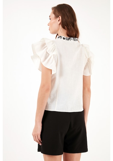 Lela Pamuklu Regular Fit Nakış Işlemeli Bayan Bluz 611Bz0253 Ekru-Siyah