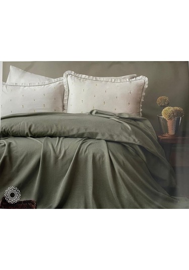 Apricitas Lily Yeşil Yatak Örtüsü Pikeli Set Çift Kişilik