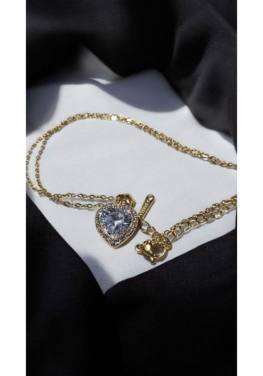 Işıltılı Taşlı Kalp Kolye Altın Renk Zarif Kadın Takı Modeli