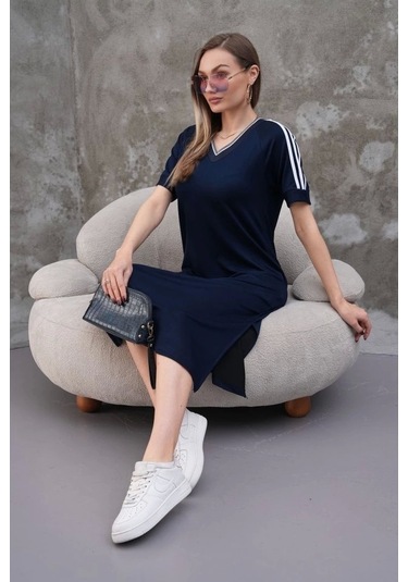 Kadın Kristal Kumaş Şerit Ve Yırtmaç Detaylı V Yaka Midi Boy Elbise Lacivert