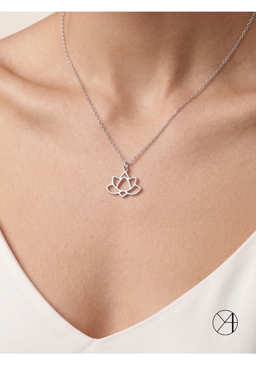 Tasarım Lotus Çiçeği Gümüş Kolye Oyot319