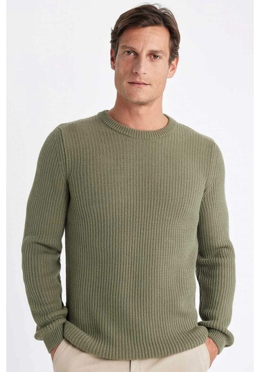 DeFacto Standart Fit Normal Kesim Bisiklet Yaka Dokulu Triko Kazak C8814AX24WNKH381 DeFacto Standart Fit Normal Kesim Bisiklet Yaka Dokulu Triko Kazak C8814AX24WNKH381