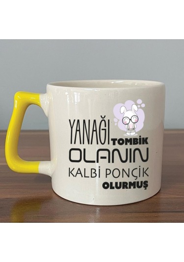 Yanağı Tombik Olanın Baskılı Sarı Kulplu D Kupa