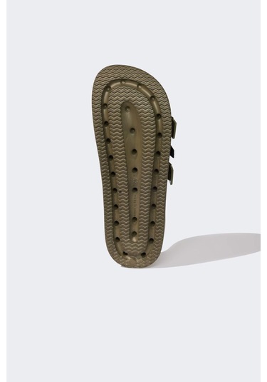 DeFacto Erkek Düz Taban Tek Bantlı Terlik D8084AX25SMKH3