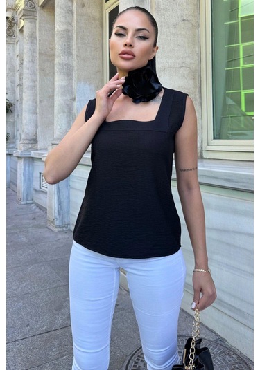 WeShaya Kadın Siyah Kalın Askılı, Kare Yaka, Salaş Keten Bluz Siyah