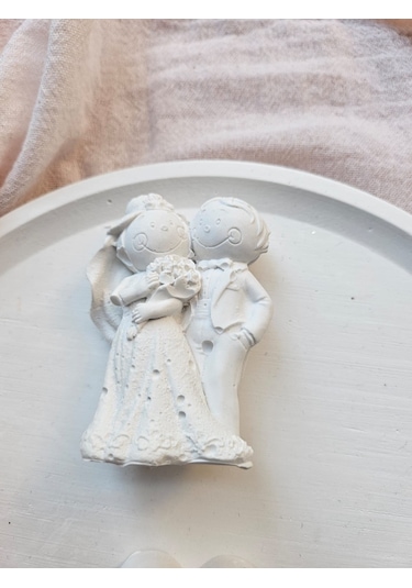 Taşlı Nişan Tepsisi Yüzüklük, Gelin Damat Figürlü, 6 Adet Kokulu Gül Yuvarlak 25x25 Cm Renkli