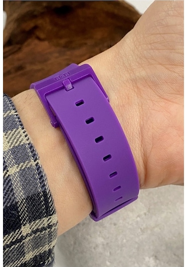 Q&Q QCG21207 Su Geçirmez Çift Takvimli Unisex Kol Saati