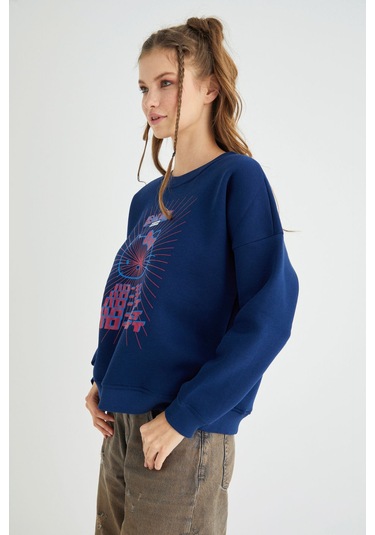 Hello Kitty Lisanslı Baskılı Kalın Lacivert Sweatshirt Renkli