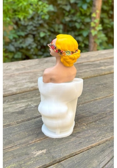 Juli Çiçekli Göz Bandı Takan Tekli Silikon Mum Kalıbı