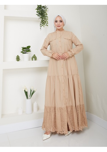 Dantelli Doğal Kumaşlı Boydan Düğmeli Kot Elbise Koyu Bej
