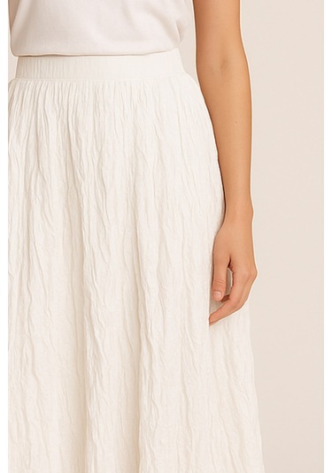 Ekru Mizalle Kırışık Görünümlü Saf Pamuk Beyaz Maksi Etek Beyaz