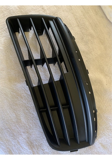 Tampon Izgarası Sol Sıssız Nıkelajsız Vw Jetta 05-10