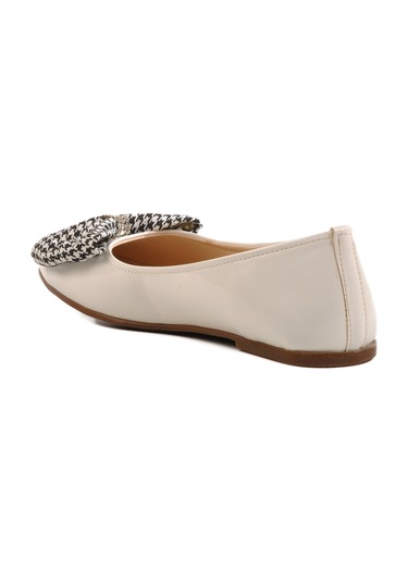 Aspor Beyaz Rugan Fiyonk Kurdeleli Kız Çocuk Babet Çok Renkli