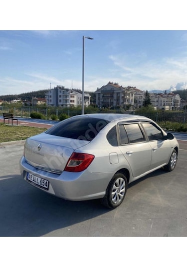 Renault Symbol 2008-2012 Cam Rüzgarlığı - Parlak Siyah