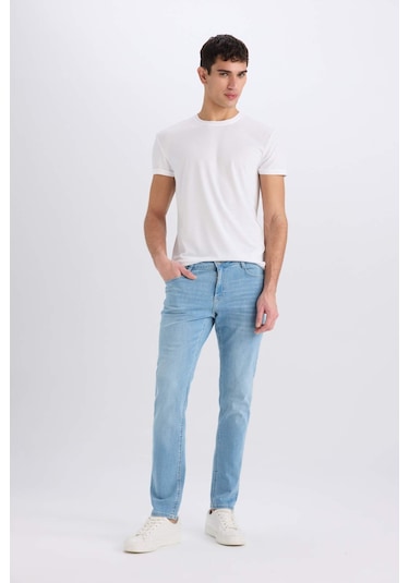 DeFacto Carlo Skinny Fit Ekstra Dar Kalıp Normal Bel Ekstra Dar Paça Jean Pantolon D0025AX25SPNM39 DeFacto Carlo Skinny Fit Ekstra Dar Kalıp Normal Bel Ekstra Dar Paça Jean Pantolon D0025AX25SPNM39