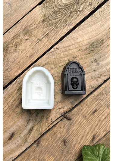 Mezar Taşı Here Lies Mum Kalıbı Silikon