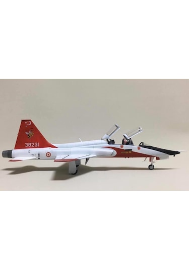 Northrop T-38a Talon Pm Model Demonte Plastik Uçak Maket Kiti