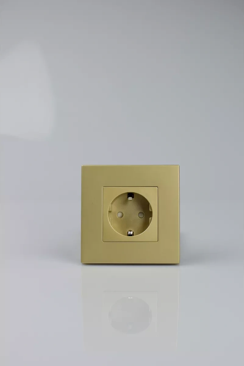 Vo'stabl Tekli Yuvarlak Plastik Altın Priz 182566876 101