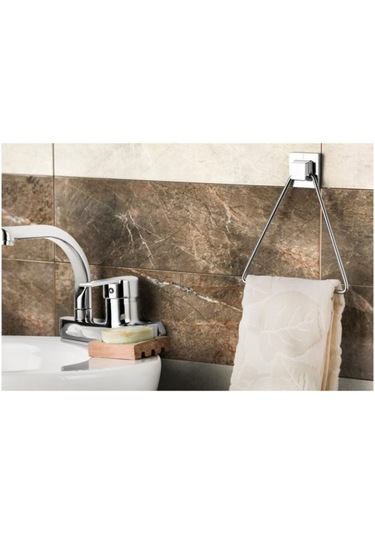 HAGEN GÜÇLÜ YAPIŞTIRMA ÜÇGEN METAL HAVLULUK Krom