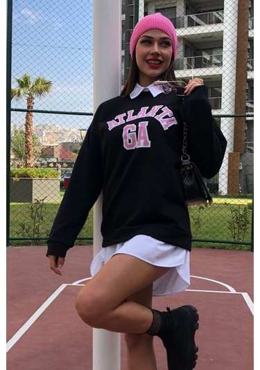 Modagen Kadın Bisiklet Yaka Pembe Atlanta Baskılı Siyah Oversize Sweatshirt Siyah