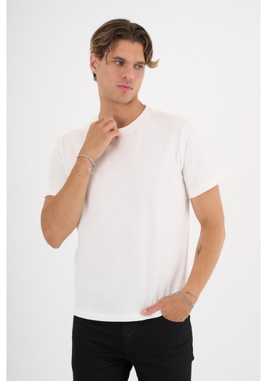 Erkek Ekru %100 Pamuklu Standart Kalıp T-shirt Siyah