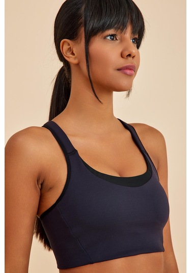 Sportive Siyah Light Touch Toparlayıcı Etkili Sporcu Sütyeni siyah