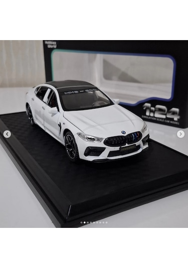 Hobbiez World 1:24 BMW Yeni Kasa Diecast Model Araba