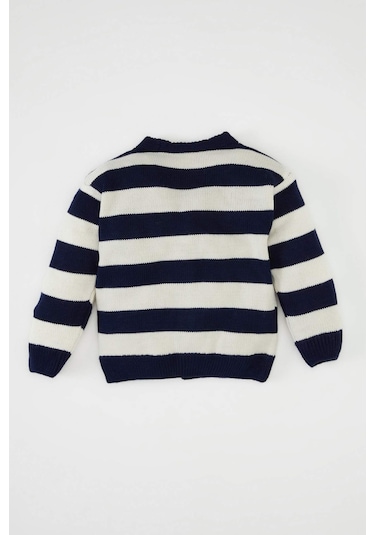 Defacto Erkek Bebek Çizgili Harf Nakışlı Düğmeli Triko Hırka C8857A524AUNV241 Lacivert Defacto Erkek Bebek Çizgili Harf Nakışlı Düğmeli Triko Hırka C8857A524AUNV241 Lacivert