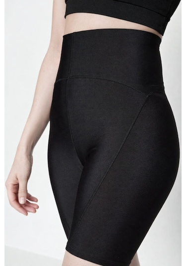 Soft&Basic Kadın Curve İnterlok Kumaş Yüksek Bel Büyük Beden Biker Kısa Şort Tayt Siyah